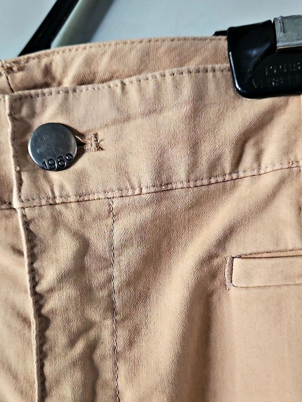 Gap 1969 Slim Boot Pants in Beige  Sz 12 Tall - Picture 6 of 8